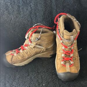 KEEN Women's Targhee 2 Mid Height Waterproof Hiking Boots 10